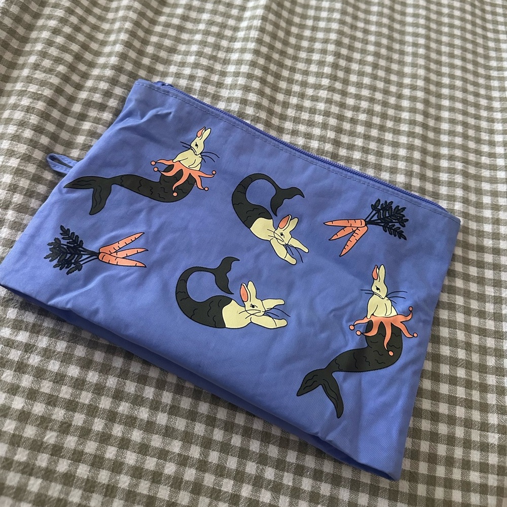Baggu pouch